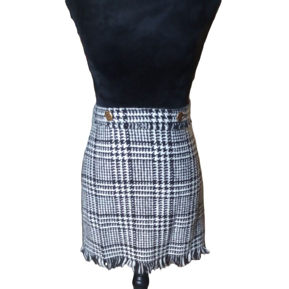 Zara Women's S Black & White Houndstooth Mini Skirt Fringed Hem